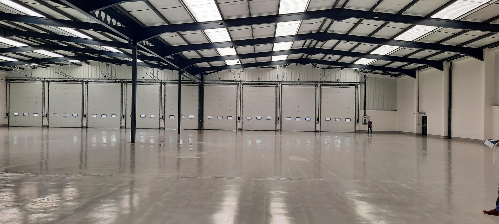 <b>Commercial Warehouse</b> and Industrial Experts