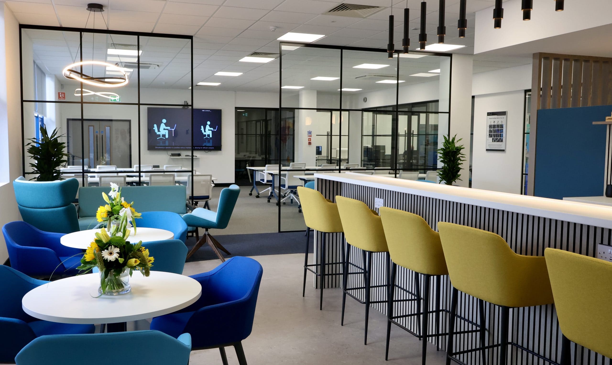 Welwyn Garden City Lab Refurb: JEOL | Oaktree Image